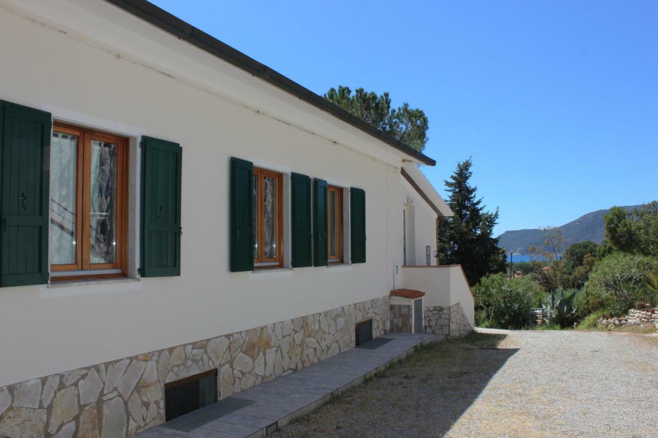 Podere L'Isolella Villa Lacona Exterior photo