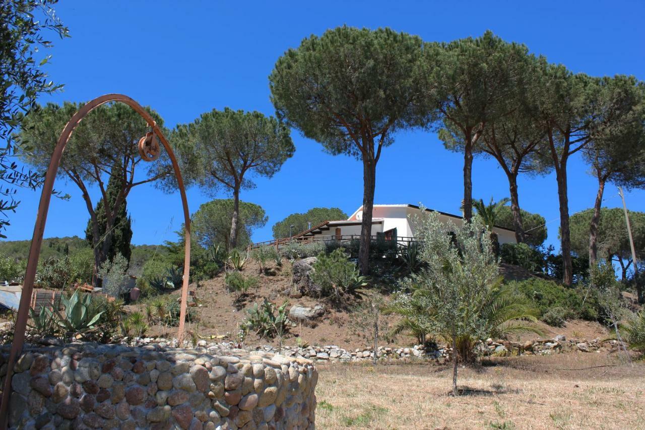 Podere L'Isolella Villa Lacona Exterior photo