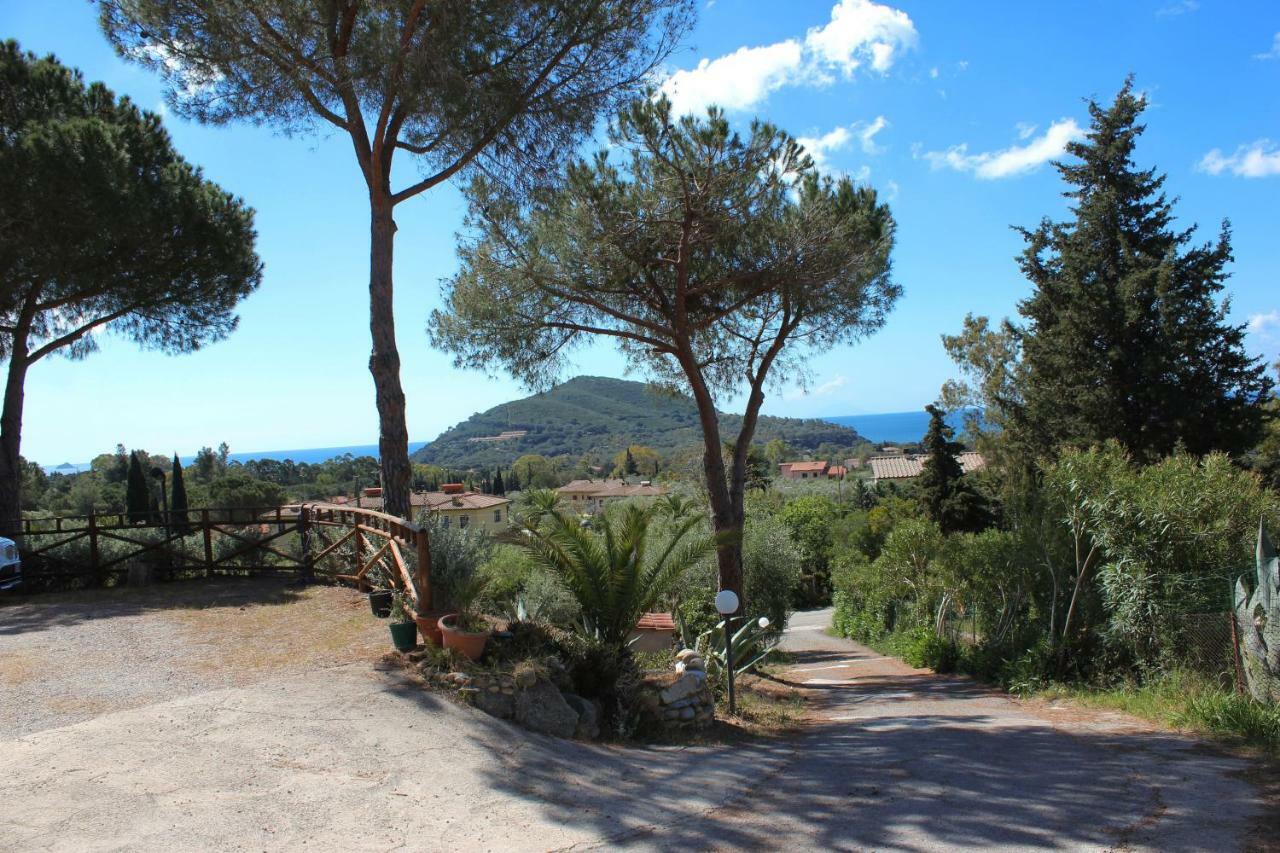 Podere L'Isolella Villa Lacona Exterior photo